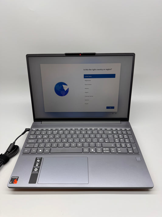 Lenovo IdeaPad Slim 3 15Q8X10 Copilot+PC Laptop 15" Snapdragon 16GB RAM 1TB SSD 83N3002CUK