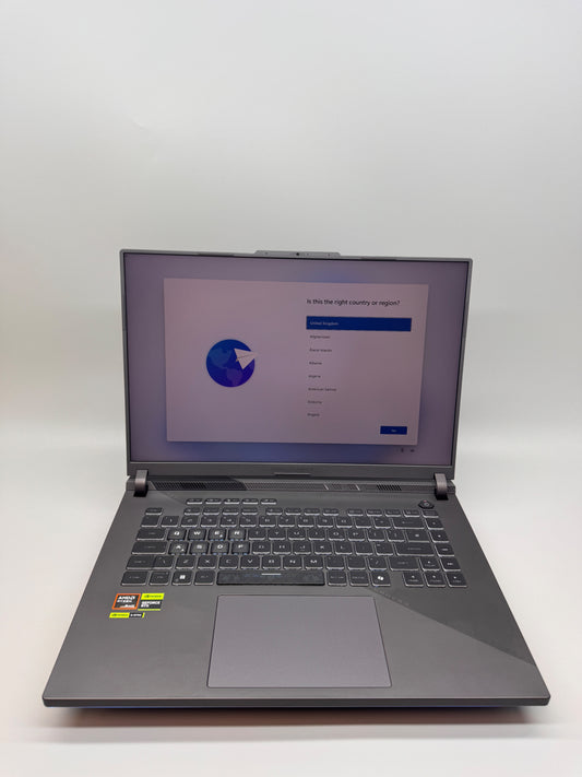 Asus ROG Strix G16 2025 16" Gaming Laptop Ryzen 9 GeForce RTX 5060 32GB RAM 1TB SSD 165Hz Refresh Rate