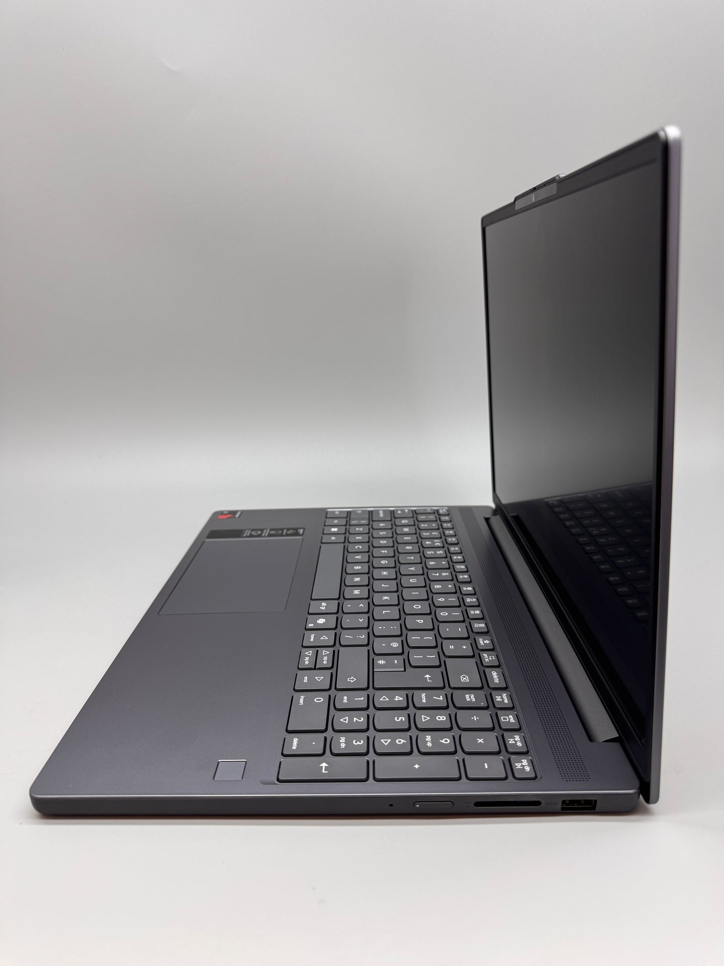 Lenovo IdeaPad Slim 3 15Q8X10 Copilot+PC Laptop 15" Snapdragon 16GB RAM 1TB SSD 83N3002CUK