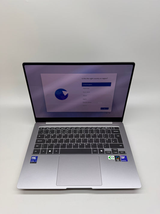Samsung Galaxy Book5 Pro 14in Touchscreen Laptop Ultra 7 256V 16GB RAM 512GB SSD AMOLED Windows 11 Home Grey NP944XHA-KG2UK