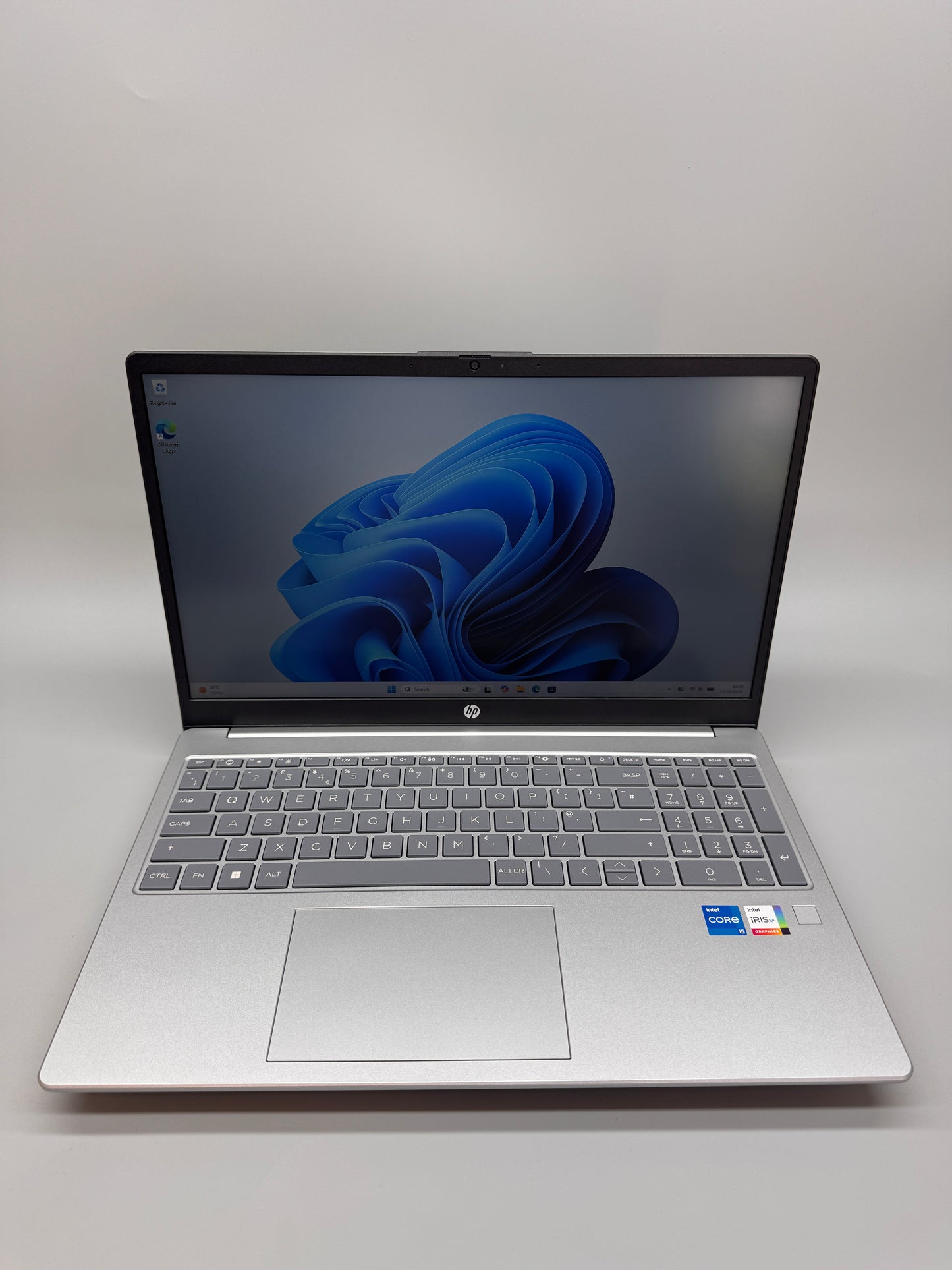 HP Pavilion 15in 2024 IPS Laptop Intel Core i5-1235U 16GB RAM 512GB SSD Windows 11 Home Silver 15-EG2025NA