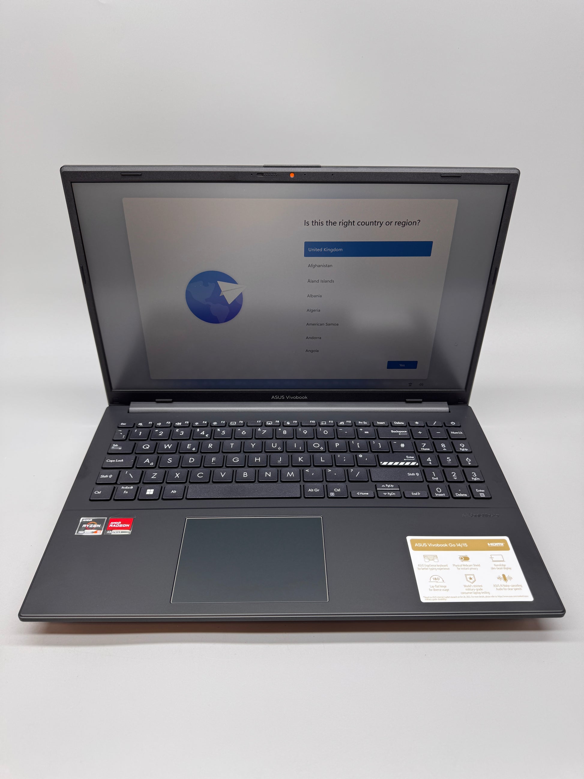 Asus VivoBook Go 15.6in Laptop AMD Ryzen 5 7520U 4 Radeon 610M 16GB RAM 512GB SSD IPS Windows 11 Home Black E1504FA-BQ2566W