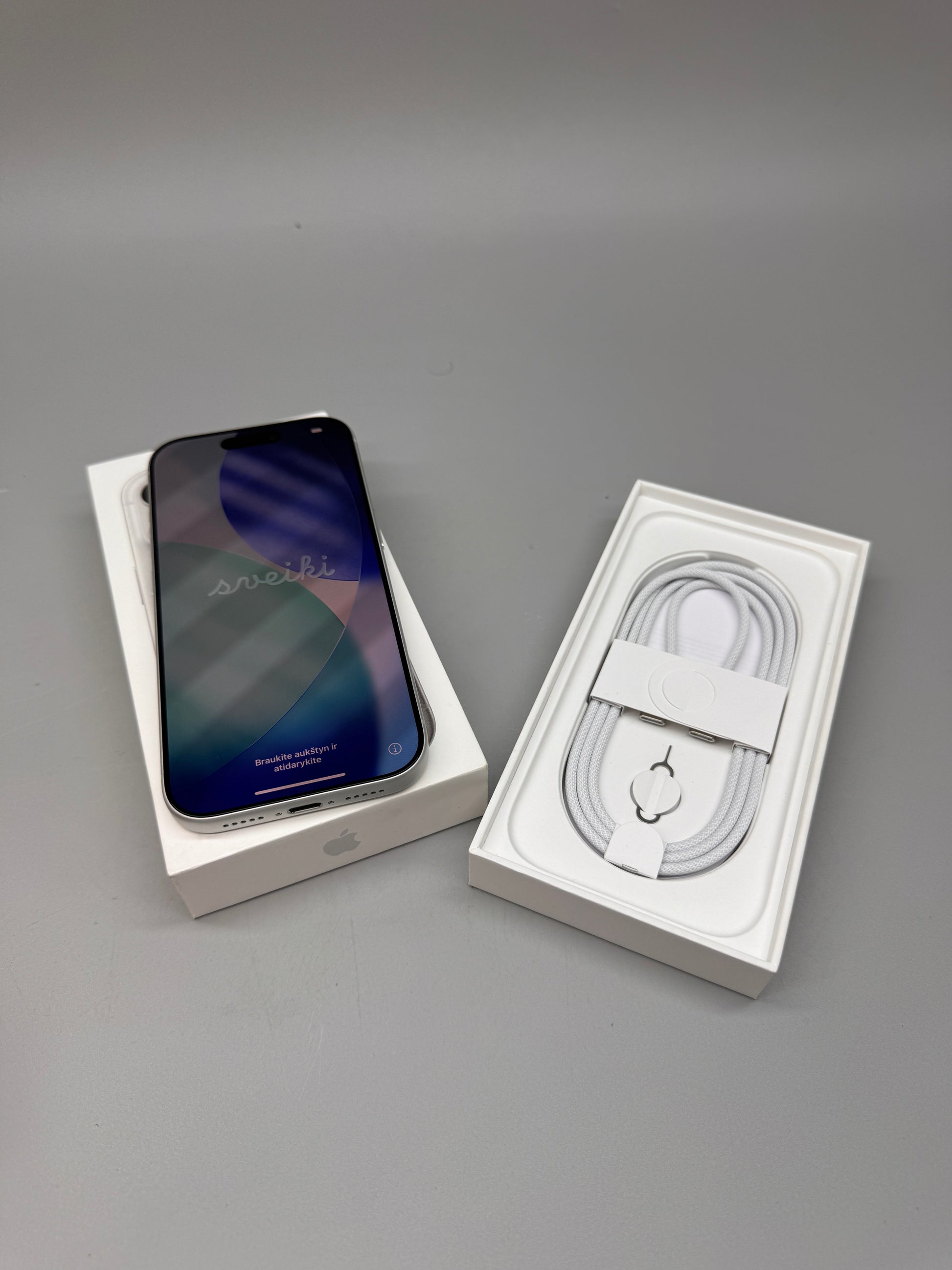 Apple iPhone 17 Pro 256GB 5G Factory Unlocked 48MP Camera Smartphone Silver MG8G4QN/A A3523