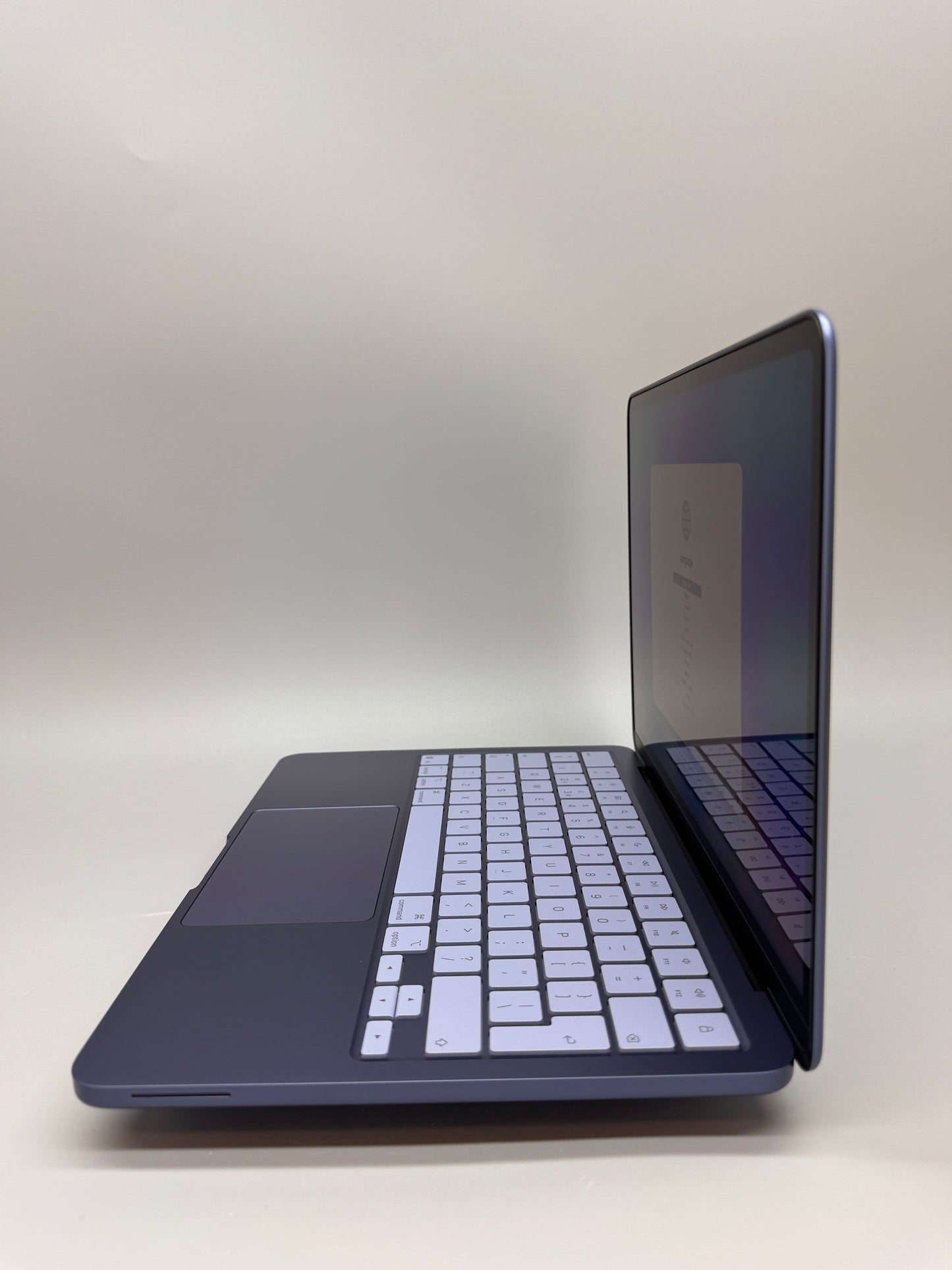 Apple Macbook Neo 13 inch 2026 Indigo A18 Pro 6C CPU 5C GPU 8GB RAM 256GB SSD MHFF4B/A A3404