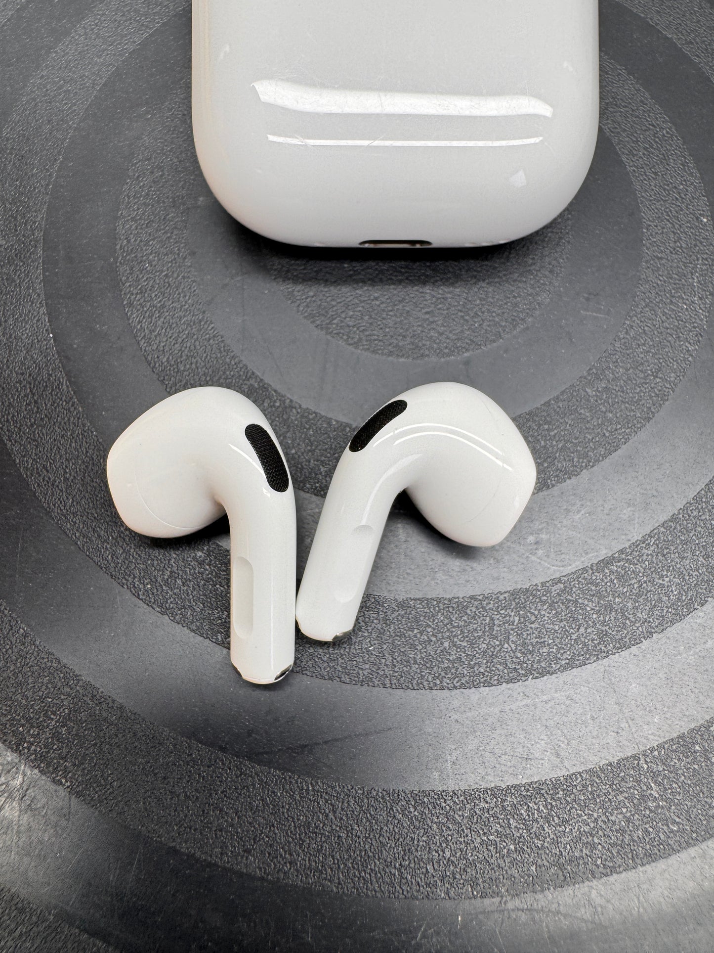 Apple AirPods 4 White Wireless Bluetooth Noise Cancelling Earbud In Ear MXP93ZM/A