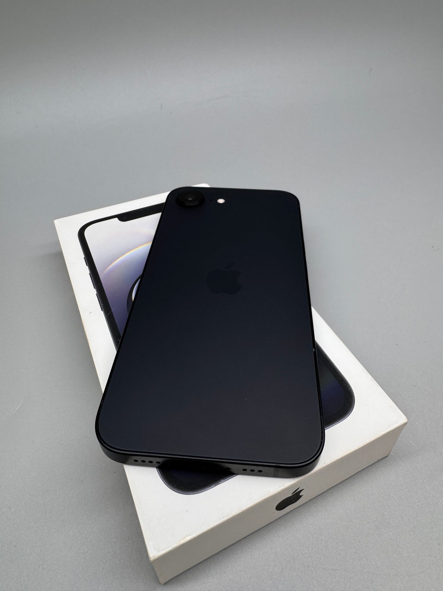Apple iPhone 16e 128GB 5G Factory Unlocked 48MP Camera Smartphone Black MD1Q4QN/A