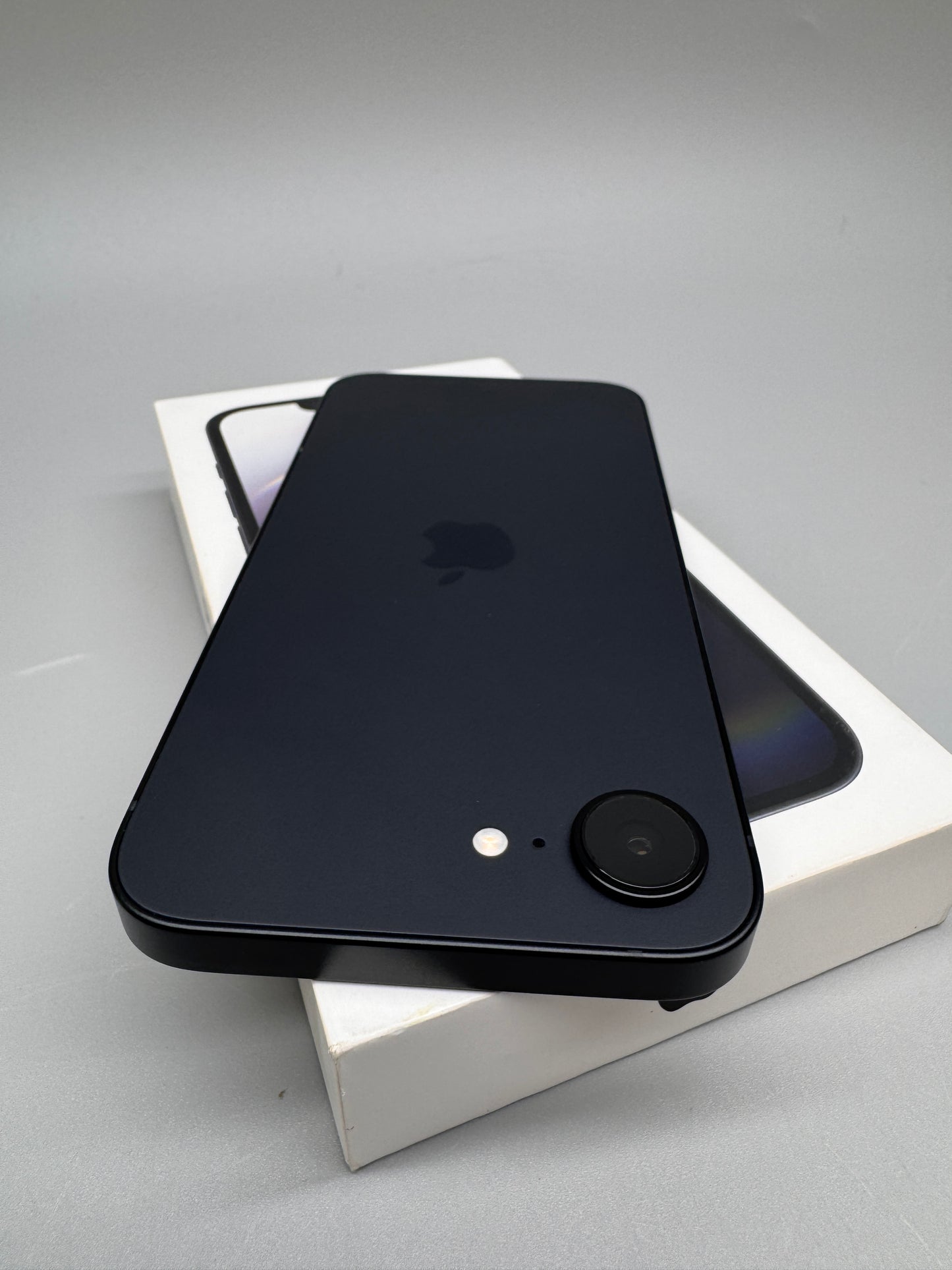 Apple iPhone 16e 128GB 5G Factory Unlocked 48MP Camera Smartphone Black MD1Q4QN/A