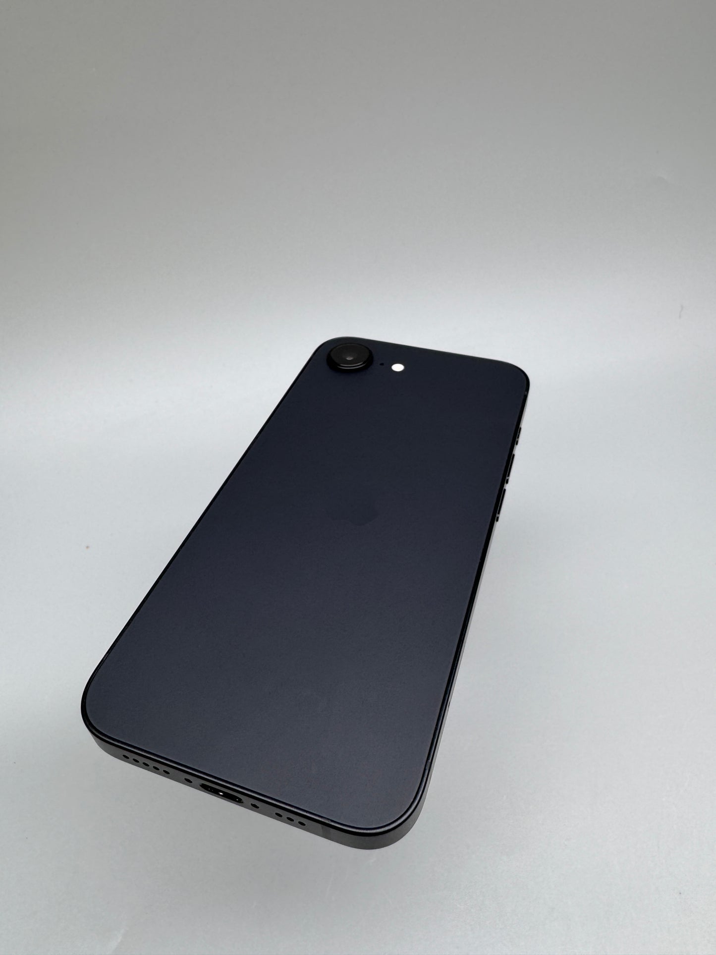 Apple iPhone 16e 128GB 5G Factory Unlocked 48MP Camera Smartphone Black MD1Q4QN/A