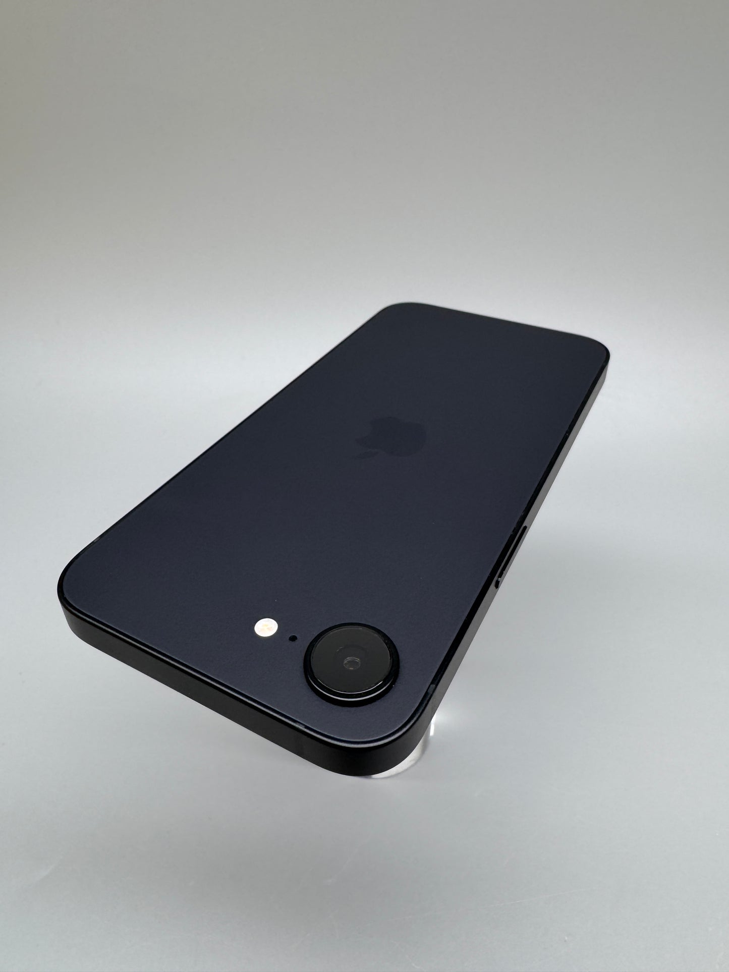 Apple iPhone 16e 128GB 5G Factory Unlocked 48MP Camera Smartphone Black MD1Q4QN/A