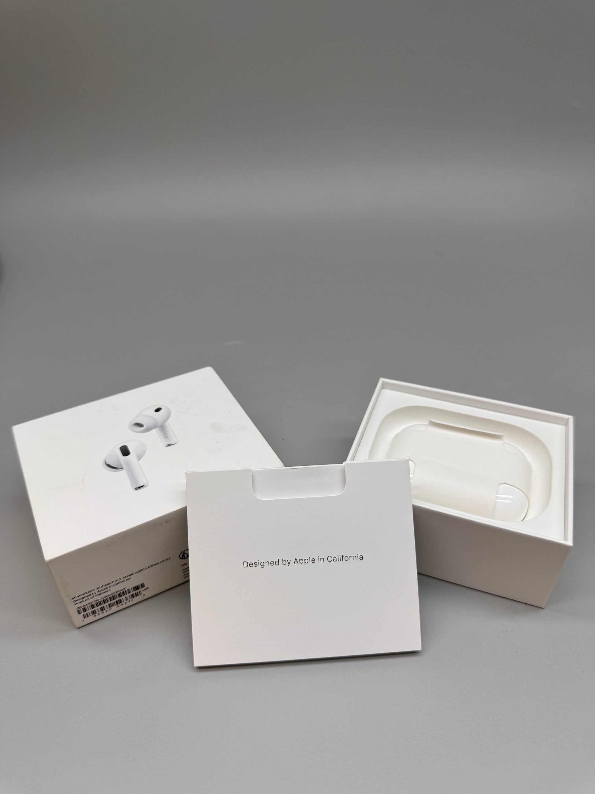 Apple AirPods Pro 3 Generation with MagSafe USB-C Charging Case Noise Cancelling Wireless Bluetooth Headphones in White MFHP4ZM/A