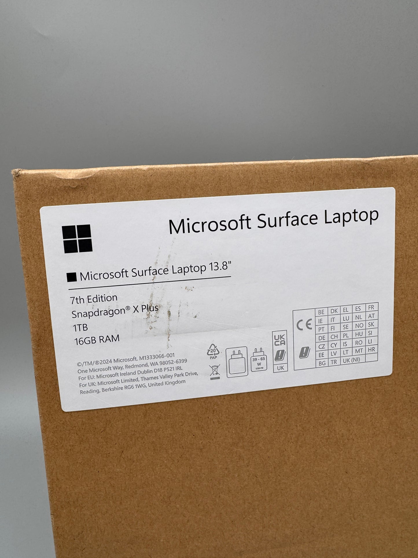 Microsoft Surface Laptop 7 Copilot+ PC Snapdragon X Plus Adreno Graphics 16GB RAM 1TB SSD Windows 11 Home 13.8in Laptop Black EP2-19293