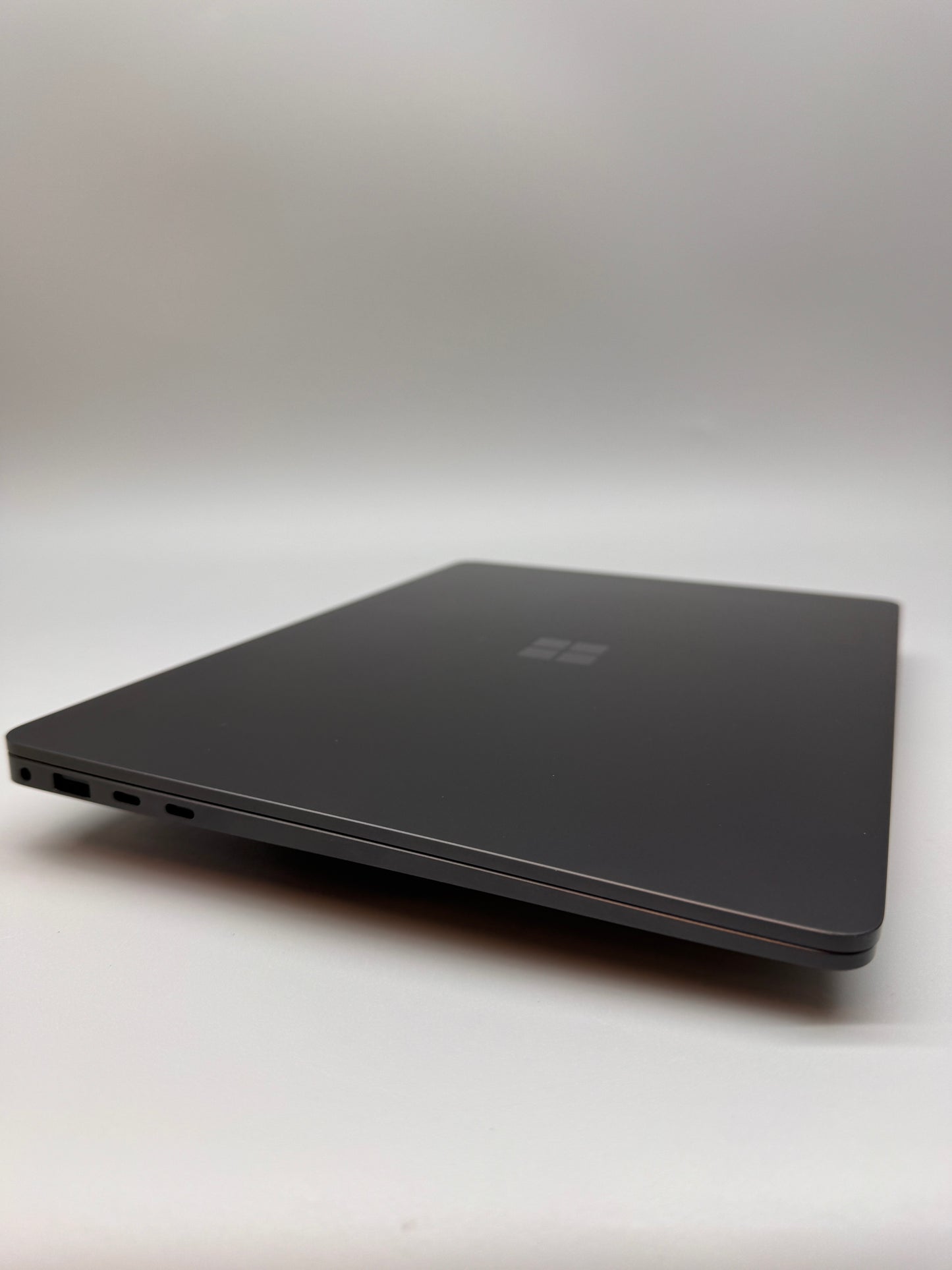 Microsoft Surface Laptop 7 Copilot+ PC Snapdragon X Plus Adreno Graphics 16GB RAM 1TB SSD Windows 11 Home 13.8in Laptop Black EP2-19293