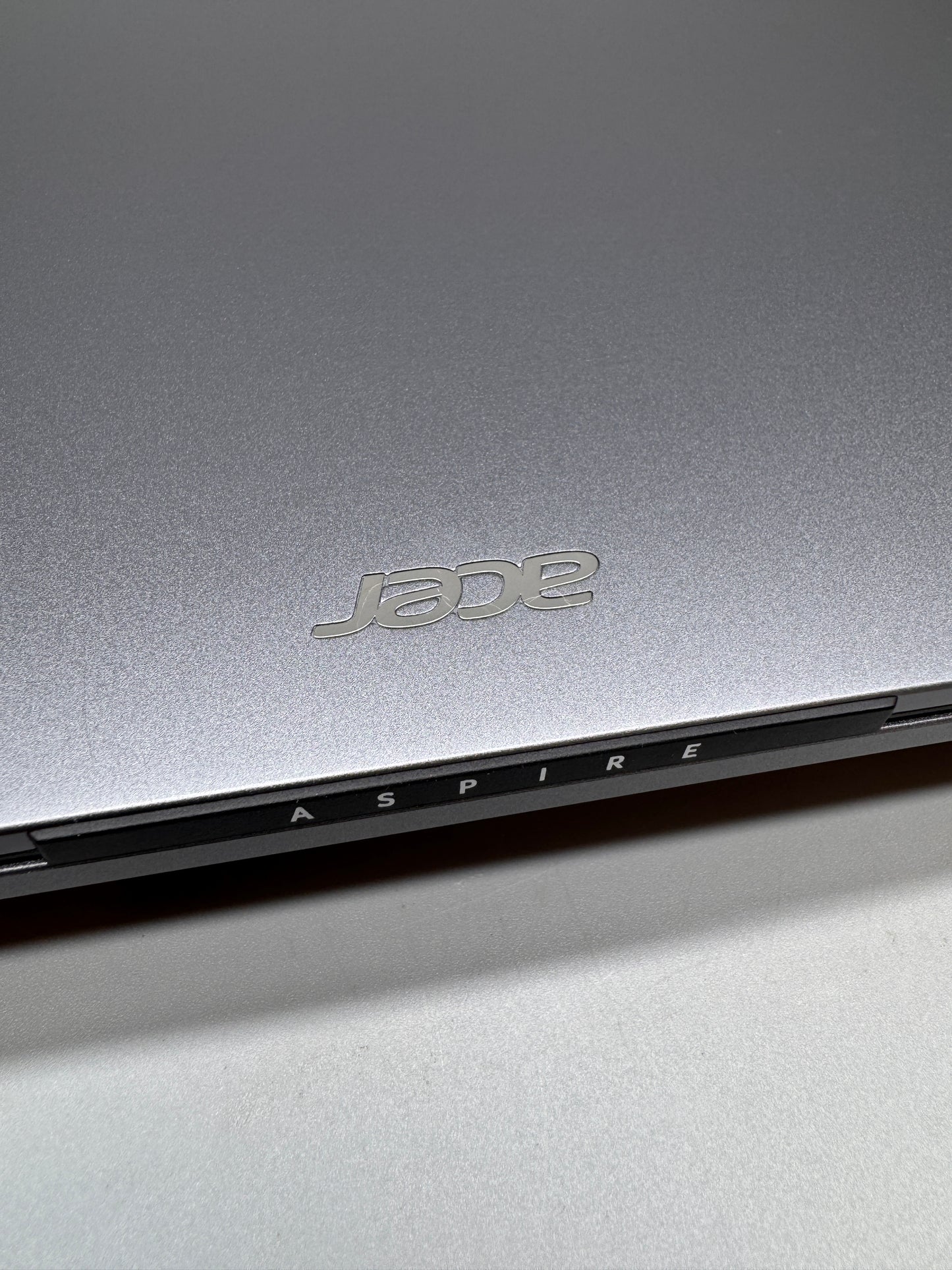Acer Aspire 16 inch OLED Laptop Intel Core Ultra 5 125H 16GB RAM 512GB SSD A16-71M-56LE Windows 11 Home Iron NX.J5LEK.003