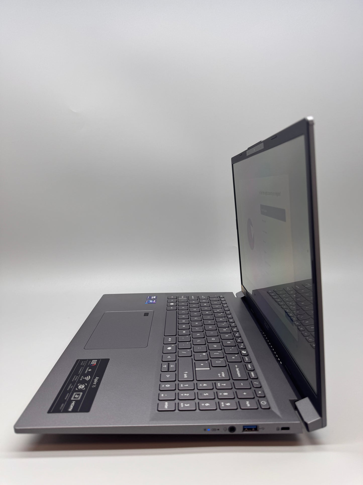 Acer Aspire 16 inch OLED Laptop Intel Core Ultra 5 125H 16GB RAM 512GB SSD A16-71M-56LE Windows 11 Home Iron NX.J5LEK.003