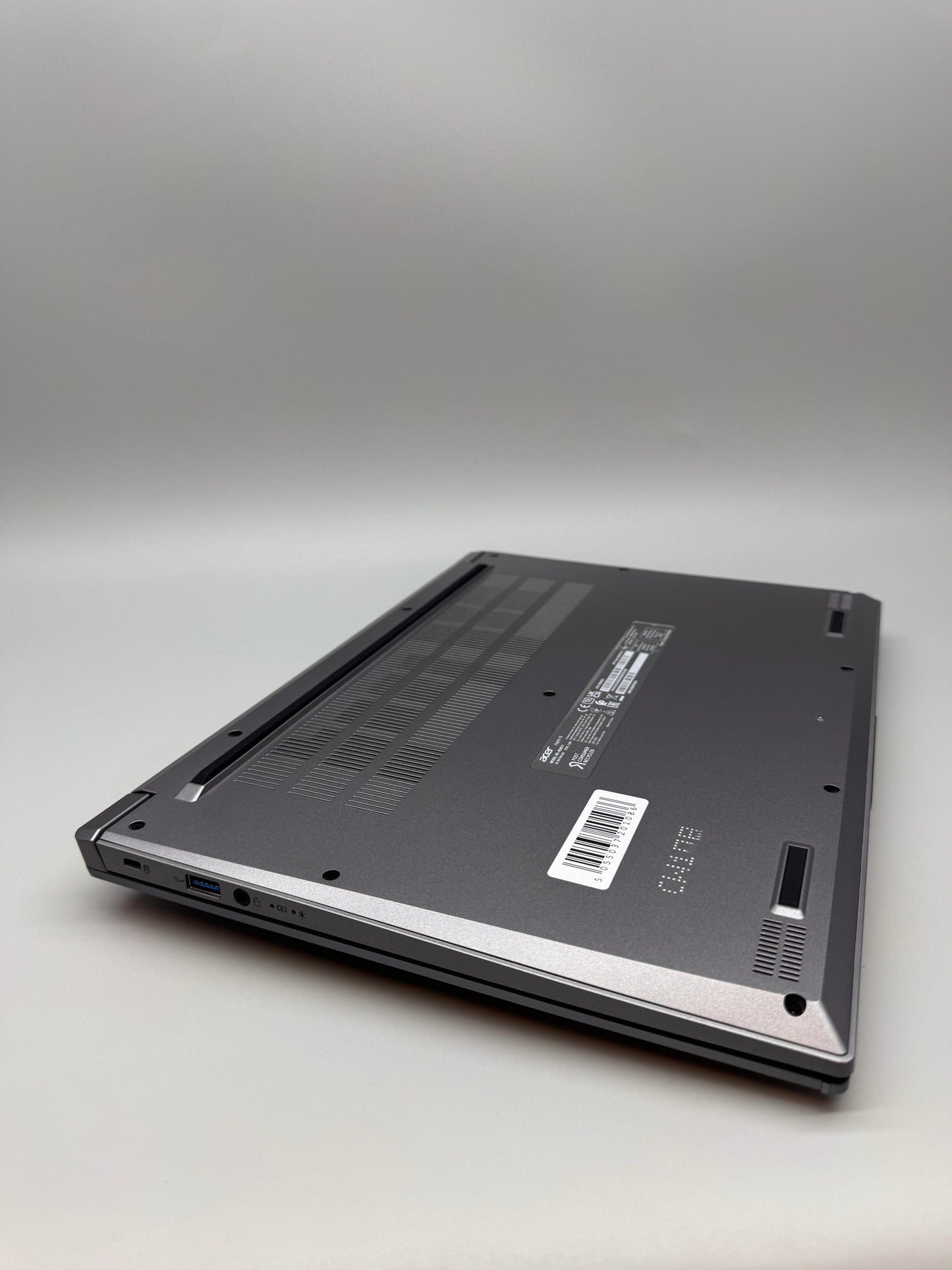Acer Aspire 16 inch OLED Laptop Intel Core Ultra 5 125H 16GB RAM 512GB SSD A16-71M-56LE Windows 11 Home Iron NX.J5LEK.003