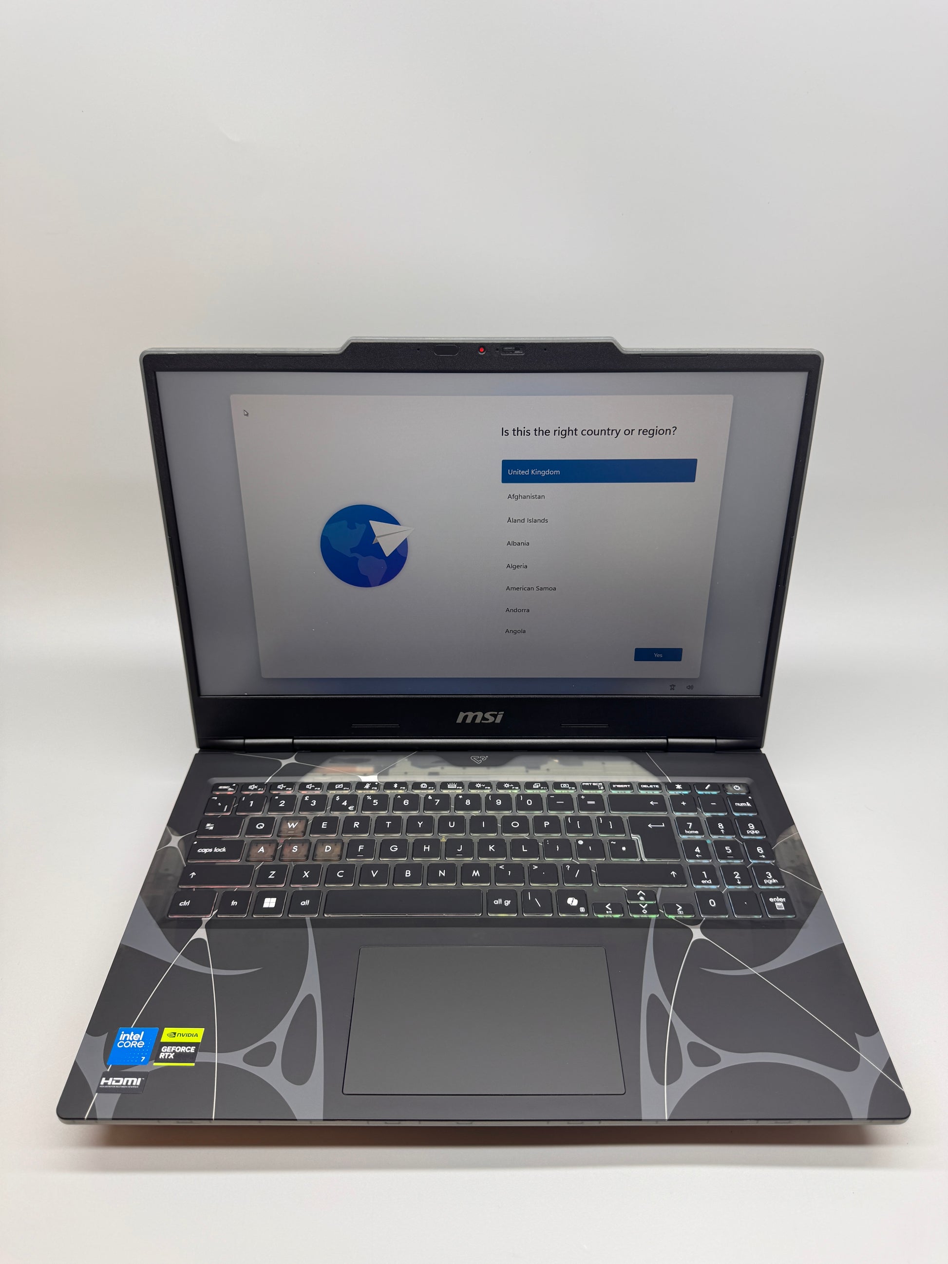 MSI Cyborg 15 inch B2RW Gaming Laptop Intel Core 7 240H NVIDIA GeForce RTX 5060 16GB RAM 1TB SSD IPS Windows 11 Home 144Hz Black 9S7-15Q342-020 B2RWFKG-020UK