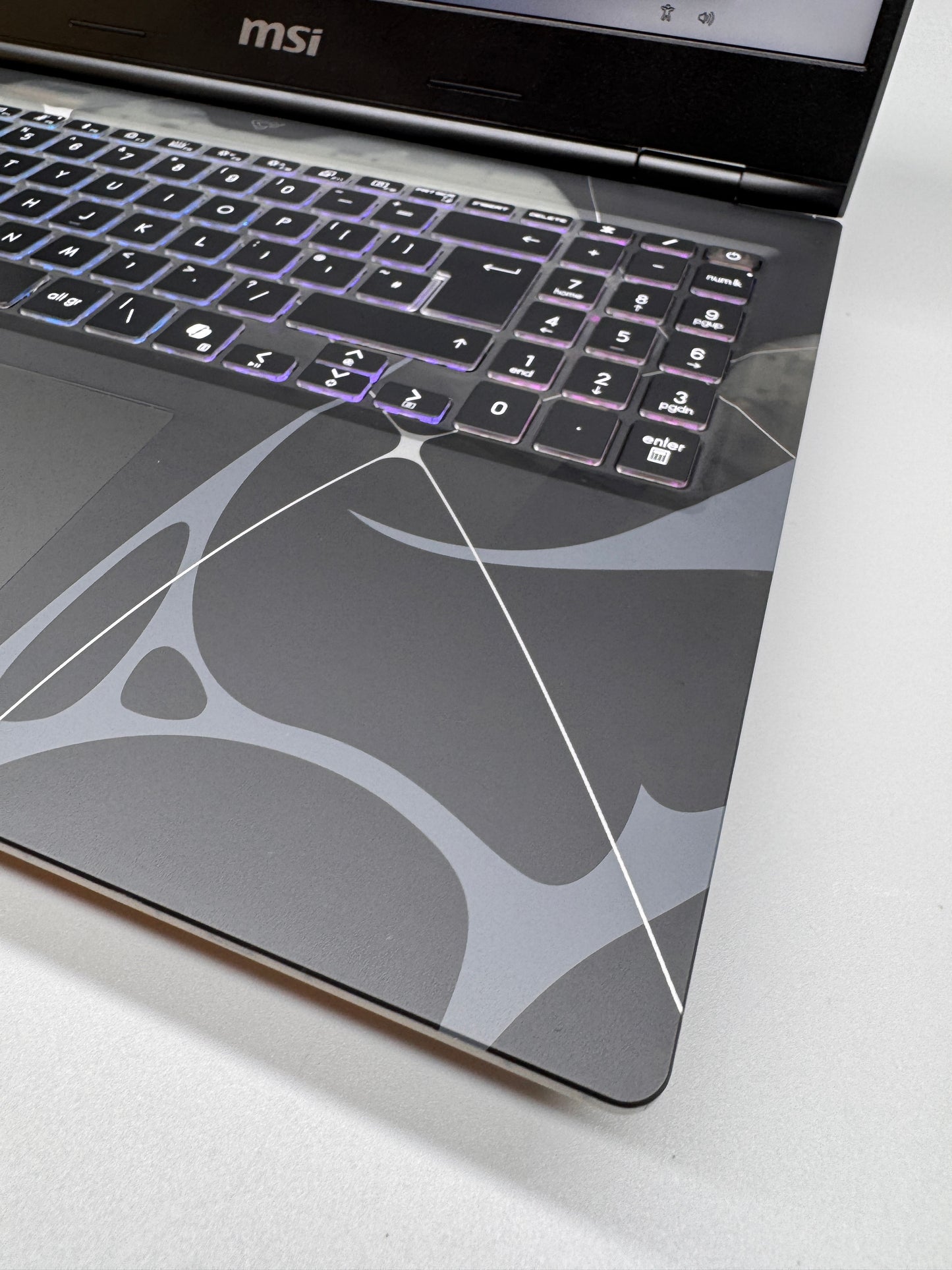 MSI Cyborg 15 inch B2RW Gaming Laptop Intel Core 7 240H NVIDIA GeForce RTX 5060 16GB RAM 1TB SSD IPS Windows 11 Home 144Hz Black 9S7-15Q342-020 B2RWFKG-020UK